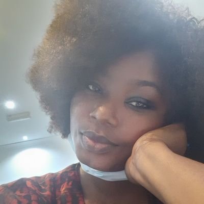 Monee_Sola's profile picture. Just Moni!