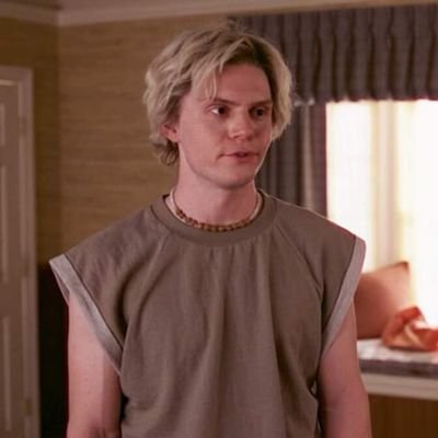 Emilian14295255's profile picture. 🍓🍓🍓🍓🍓🍓