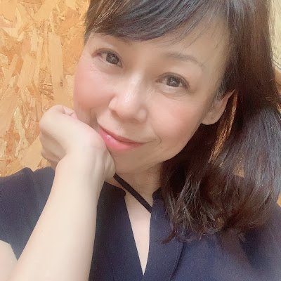 HSiimezu's profile picture. 健美操って体操を教え ています。バレエとお花が趣味です。 楽しい事があったら つぶやきます^_^。
