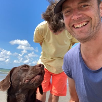 erikdegier's profile picture. Professor of competitive response