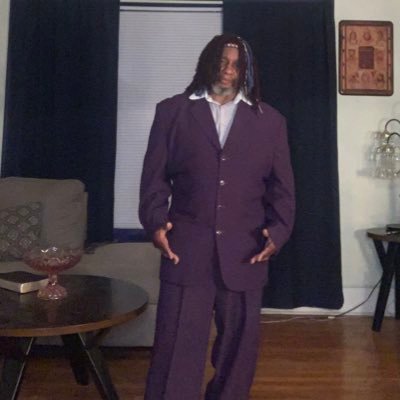 jojoe123100's profile picture. 