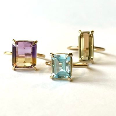 Contemporary jewellery & bespoke engagement rings