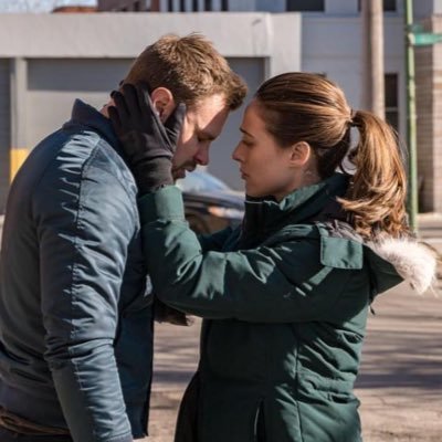 welcome to your daily dose of burzek gifs. all made by me. ♡
