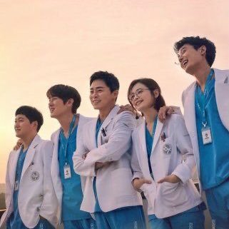 Playlistimbew's profile picture. 