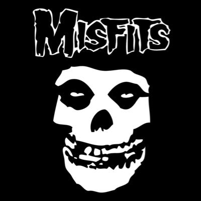 Bendz's profile picture. Old enough to know better. Don't!