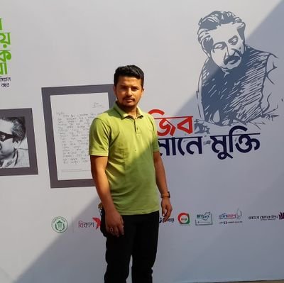 24Nivian's profile picture. I am so Honest