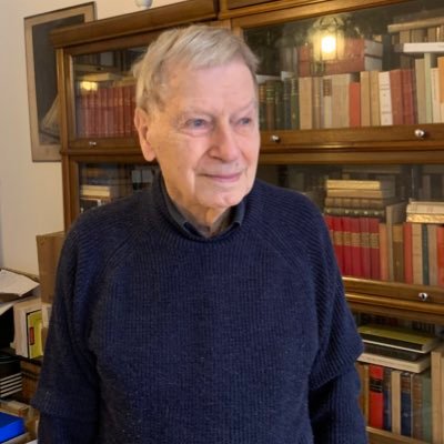 jeandepalacio's profile picture. Professeur émérite de Paris IV Sorbonne, se consacre désormais à l'écriture / Professor Emeritus at the Sorbonne, now devotes his time to writing.