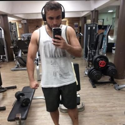 antoniopontesr's profile picture. 📈 Trader 📊 Digital Entrepreneur 
🌎 World traveler