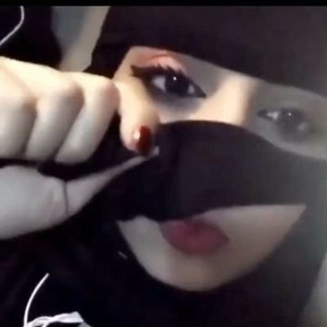 سعوديه اطلع سهرات عندي شقه لوحدي وامان الجاد يكلمني واتساب