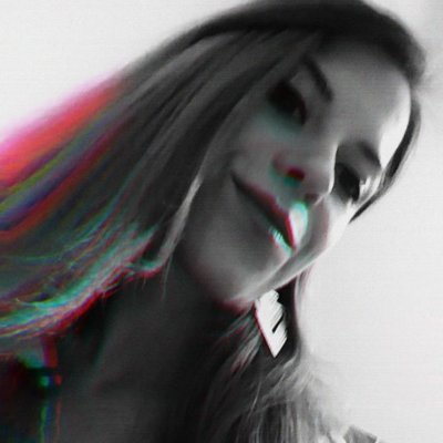 Creative type. Into poetry, digital abstract art, teaching myself and living the best life I can. – Well, that was ambitious...
🔥🏳️🌈♀️
She/her. Cat/Es/Eng.