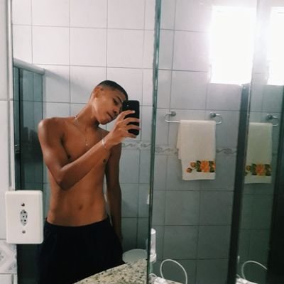 rayanSF_'s profile picture. Temos que viver uma vida sem arrependimentos - Portugas D. Ace