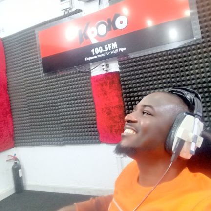 RADIO HOST 📻: @kpoko1005fm Warri.

➡️Event Host.
➡️Content Creator.
➡️Music Promoter.
➡️Phone/Whatsapp: 08020722251

#WarriWolves #ChelseaFC