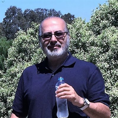 ingeniero civil químico con más de 40 años de experiencia