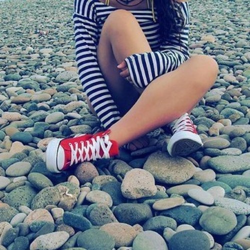 ArianaB143's profile picture. Hi. I'm Ariana and I'm 16. If you wanna talk I'll be there.(;