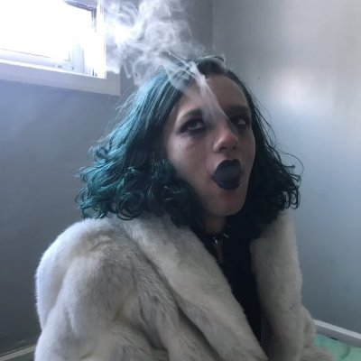 🏳️⚧️ (she/they) 24 (18+ plznthx) 👹 musician/producer (pro account @phyx_god)👹 capitalism bad👹 PHYUTURE PHYX
