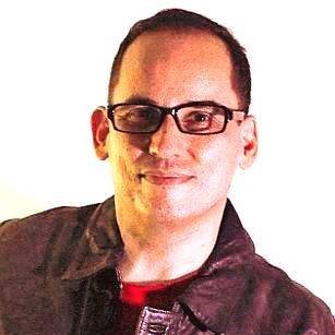 Comunicador, Intérprete, Marketer. De X-teo variado. #Chevener #TECHERO. Team T.E.A. #Aspie E-Mail mcunillera@gmail.com
