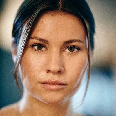 HJessieT's profile picture. London based Actress, Graduate @CSSDLondon ✨