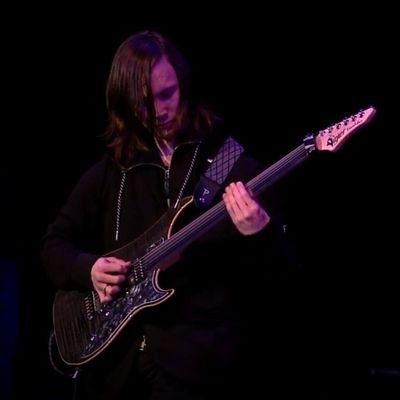 Fretless Guitar/Electric Guitar - 

Lead Guitarist for @EnfierceBand