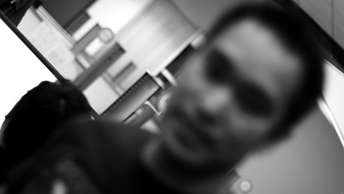 milhowz's profile picture. pay it forward. go lakers.