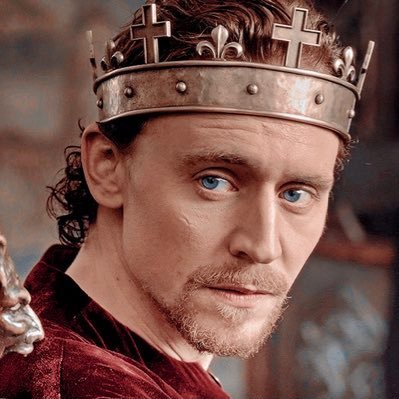 the hollow crown enthusiast • she¡her • infp • noticed by tom hiddleston on 09/05/2022