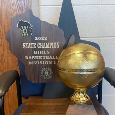 Kettle Moraine High School Girls Basketball. D1 State Champions 1999, 2022 and 2023. Member of the Classic 8 Conference/WIAA Wisconsin