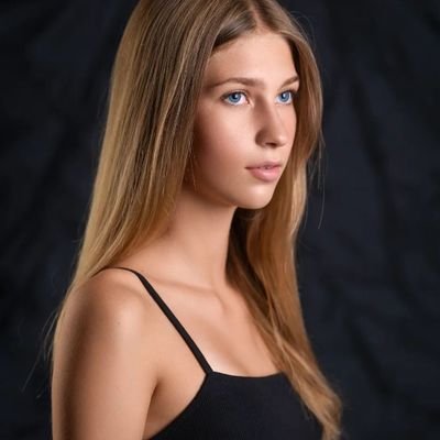 Katie_finland's profile picture. Young finish ✝️🇫🇮 school girl.