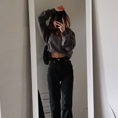 LunaRiego17's profile picture. Love your self