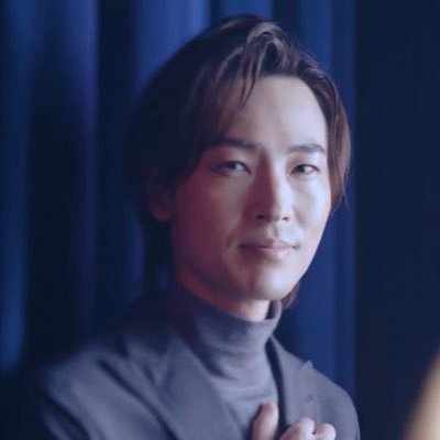 2017年から、山内惠介さんに嵌り元気を頂き、それからずっと私なりに応援しています☺️❤️🍀 無言でフォロー失礼します🙏☺️🙇♀️❤️🍀✨