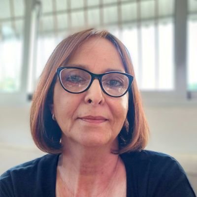 Mechy05's profile picture. Mujer, abuela, con hijos, nietos  abogada. Feliz.