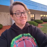 Sarah Tino (@smt81) 's Twitter Profile