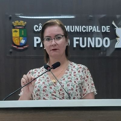 Regina Costa dos Santos, professora Municipal, formada em pedagogia, especialista em Educação.
Líder Sindical, defensora da Educação Pública de qualidade! 💪💪