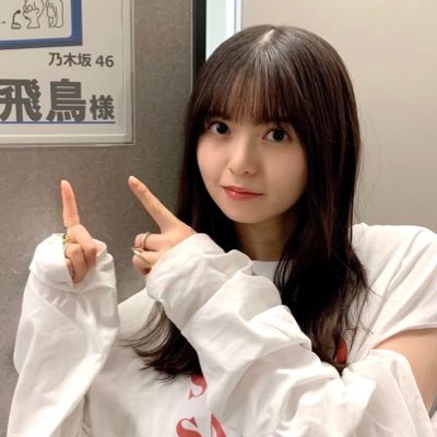 yWKkDJvI2qxecHa's profile picture. 