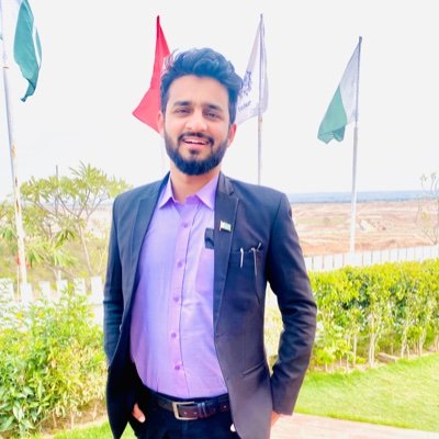 الا ان حزب اللہ ھم الغالبون 
Islamian 
Numlian 
From Law School,IIU.
Civil Engineer 
Man is not made for defeat.
🇵🇰