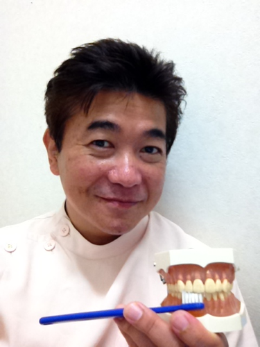 エレナ歯科クリニック（埼玉県入間市）院長の山崎康之(歯学博士）です。口腔外科専門医として、インプラントから、審美、予防をはじめ、歯に関する情報をアップしていきます。日本アンチエイジング歯科学会認定医サプリメントアドバイザーです。歯から全身の健康増進へ！歯に関する質問いつでもどうぞ！笑顔を大切に！『歯っぴぃ～』!