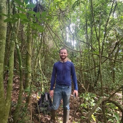 Soil microbiology 🦠🔬
Soil ecology 🌱🍄
Sustainable agriculture 🌽🌎
Ph.D. student at @usponline 🇧🇷