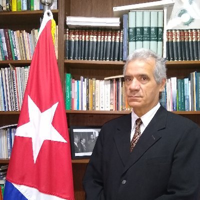 Embajador Adolfo Curbelo