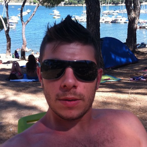 adri_hernando's profile picture. 