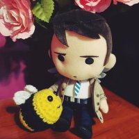 Ivonne(@bookish_bees) 's Twitter Profile Photo