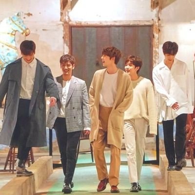 🌟❤뉴이스트는 5️⃣ 🐢🐶🐯🦊🐰 인지지❣️
🤨개인팬 사절😠
💞처음이자 마지막 사랑_뉴이스트💕