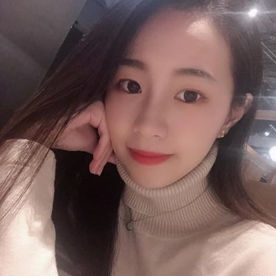 I am Lina! Hong Kong girl, single working in New York, 32 years old