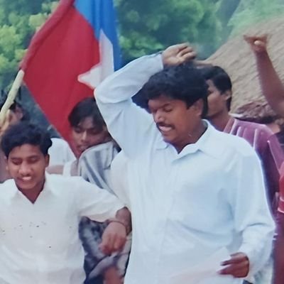kTcvyyFL3004WYr's profile picture. Thamizhanban Bpes.