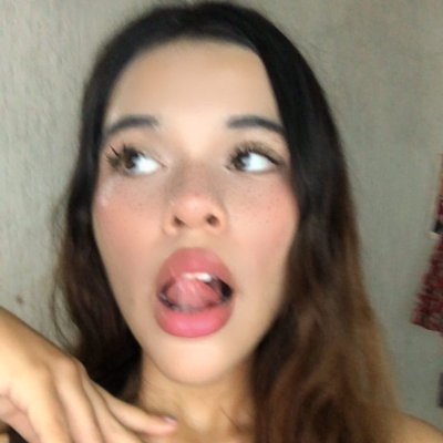 Selina71831259's profile picture. 16