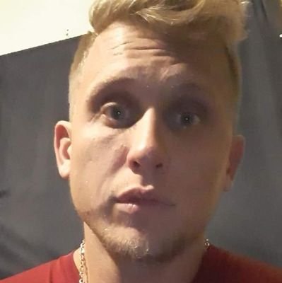 misho1ea's profile picture. I'm Erik's boss.