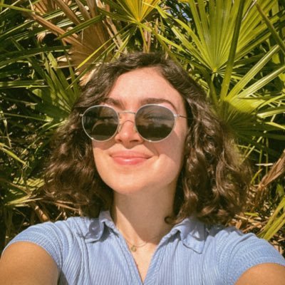 kelsey_sheridan's profile picture. strong advocate for the oxford comma