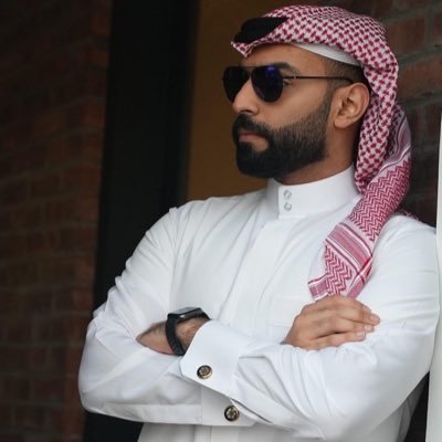 Between Bahrain 🇧🇭 and UAE 🇦🇪📍|| 02/08 🎂🎈🎉 || Uob graduate👨🏼🎓📚|| Model 📸|| insta: its_ebrahim95 || ebrahimbahraini 👻