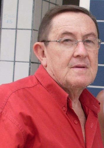 Precursor da Comunicação em Pombal- PB. Radialista, Escritor, blogueiro e colunista de diversos portais na Paraíba, responsável pelo blog http://t.co/rOtxsdYMTu