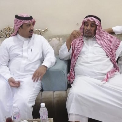 شاعرولي عدة اسهامات في الثقافه الخليجيه عامه والشعرخاصه لي عدة نصوص نشرت فالصحافه وبثت في وسائل الاعلام المختلفه اؤمن بحرية التعبير . شعوري الشعري علي تليجرام