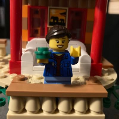 legogirlbuilder's profile picture. 