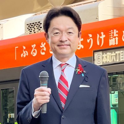 愛媛県議会議員(自民党)としての活動、生後間もない三毛猫を保護してから始まったうちの猫たちとの暮らし、趣味の音楽活動などを発信します。