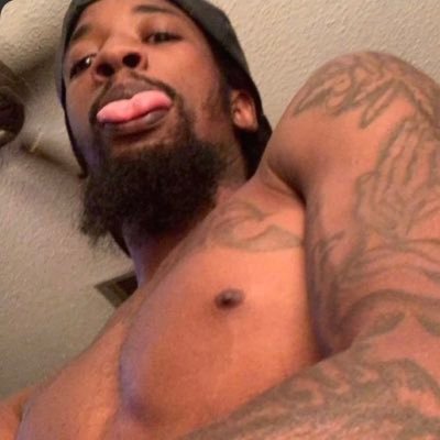 BackUp @SenseiDontPlayy ⚜️N.O.⚜️Content Creator/Adult Entertainer♠️ 😎♈️ 🎥 FREE https://t.co/fjxDokKcjg 👻senseirayy444